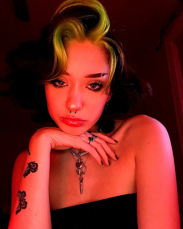 charleygrayyy instagram image archive image