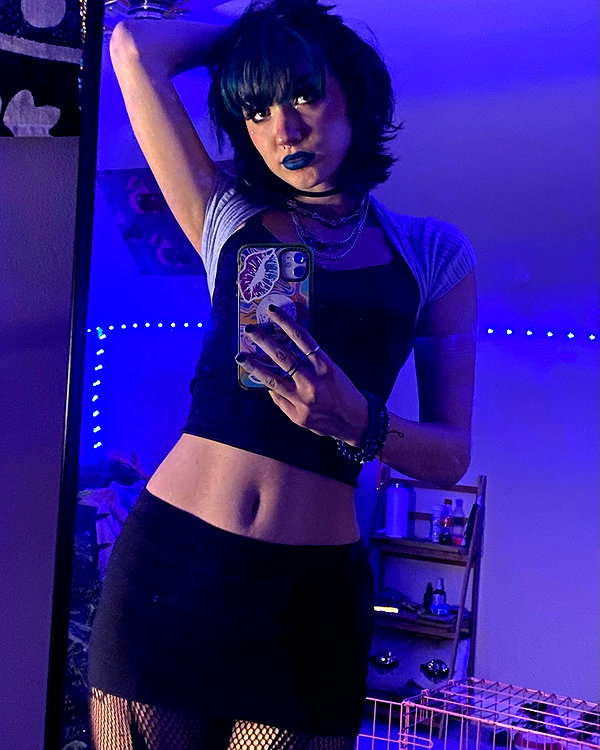 charleygrayyy instagram image archive image