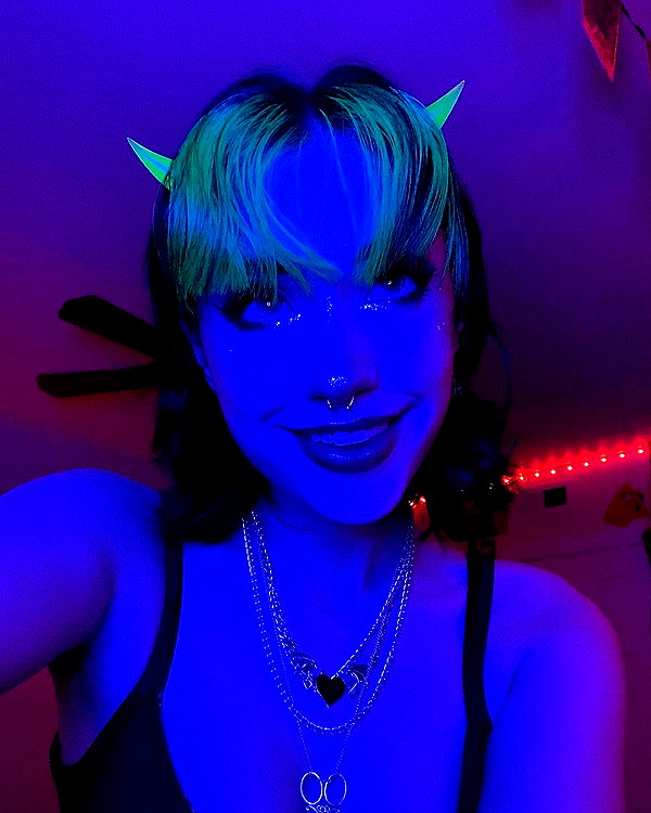 charleygrayyy instagram image archive image