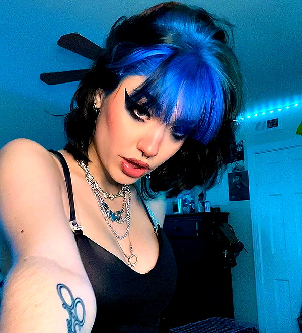 charleygrayyy instagram image archive image