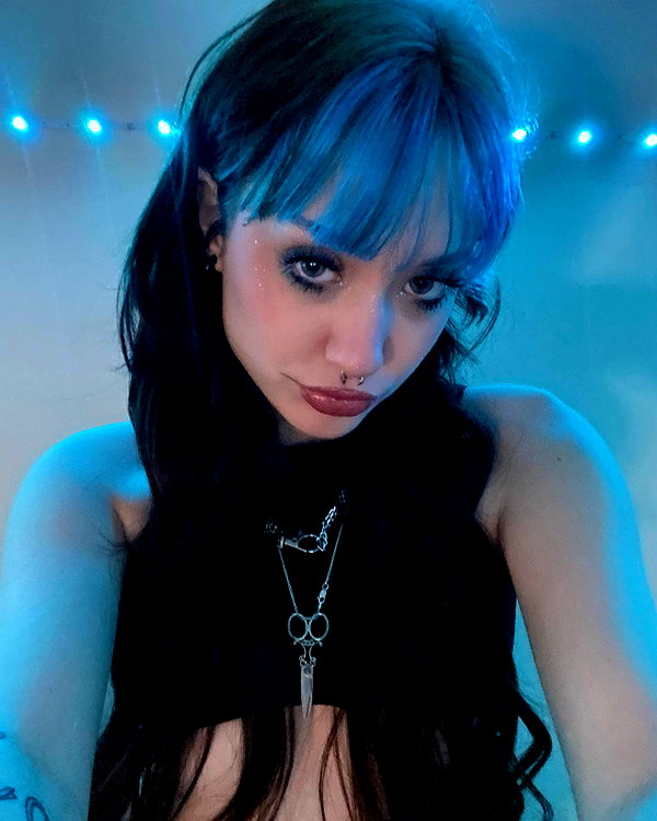 charleygrayyy instagram image archive image