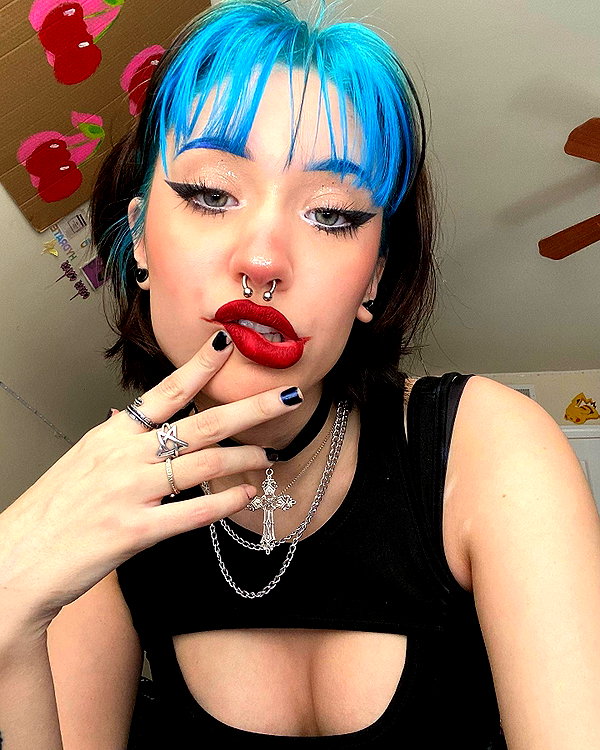 charleygrayyy instagram image archive image