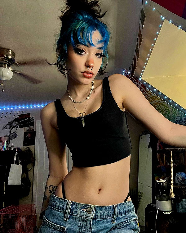 charleygrayyy instagram image archive image