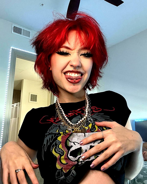 charleygrayyy instagram image archive image