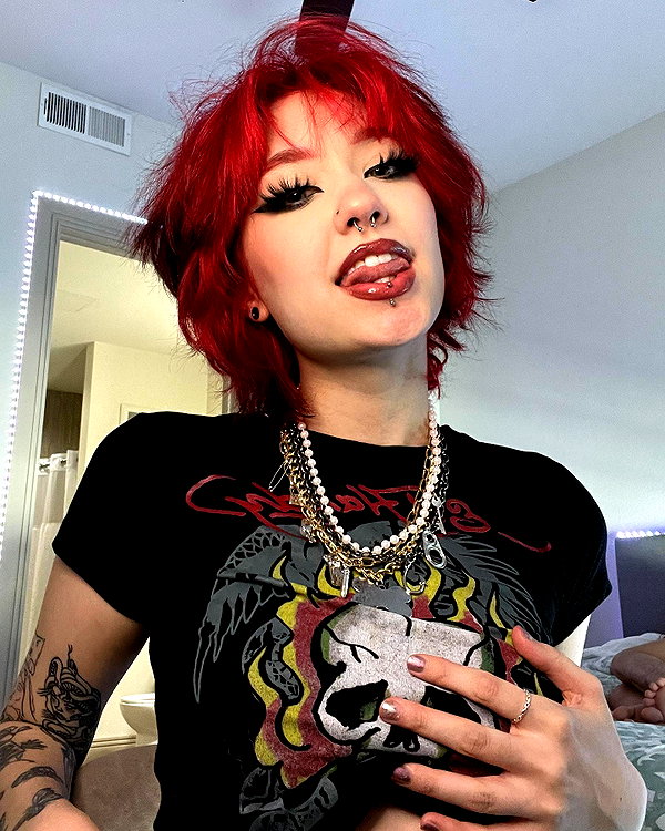 charleygrayyy instagram image archive image