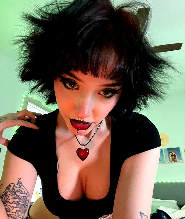charleygrayyy instagram image archive image