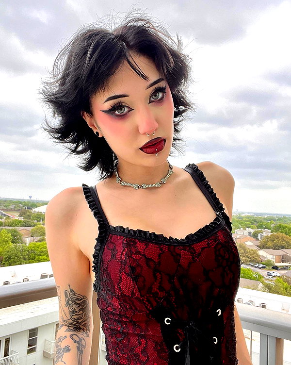 charleygrayyy instagram image archive image