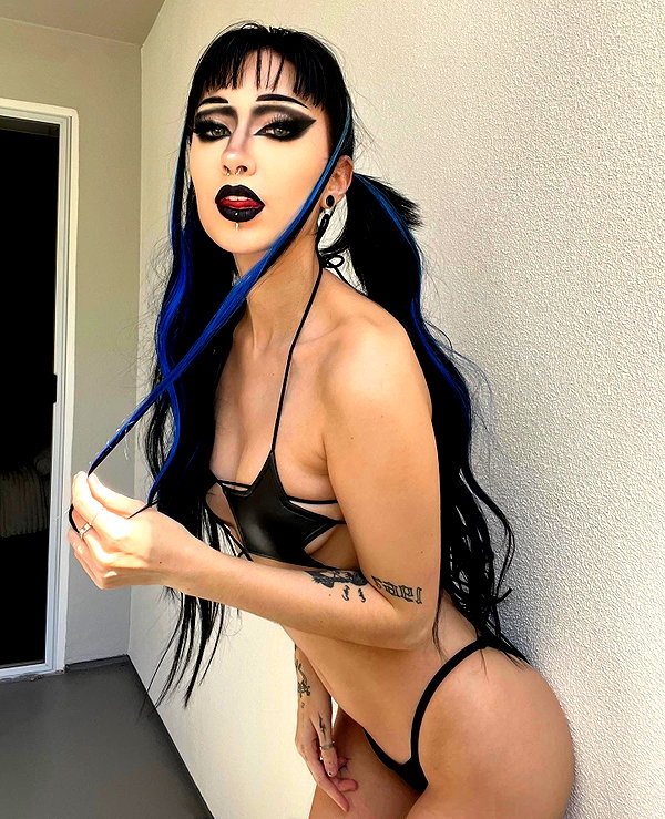 charleygrayyy instagram image archive image