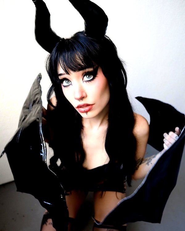 charleygrayyy instagram image archive image
