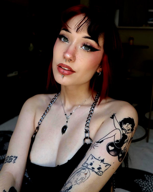 charleygrayyy instagram image archive image