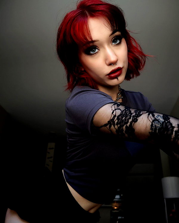 charleygrayyy instagram image archive image