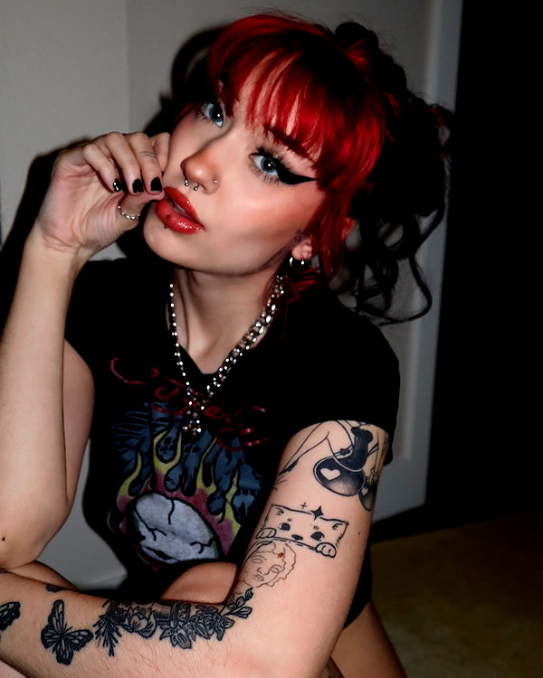 charleygrayyy instagram image archive image