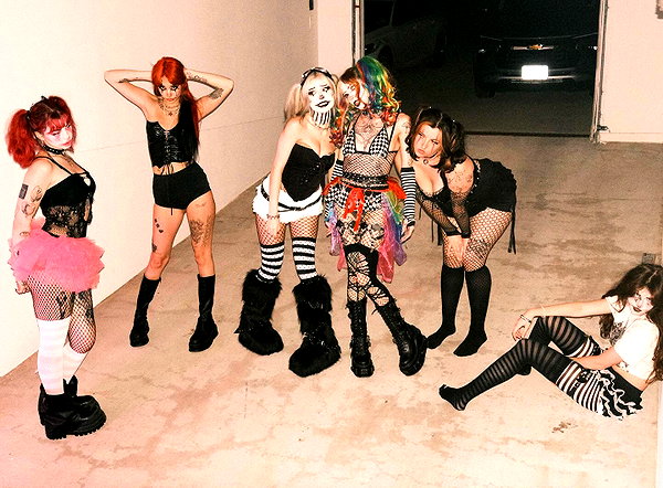 charleygrayyy instagram image archive image