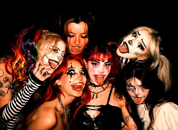 charleygrayyy instagram image archive image