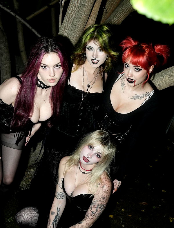 charleygrayyy instagram image archive image
