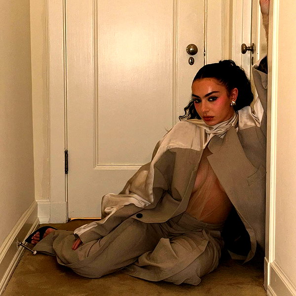 charli_xcx instagram image archive image