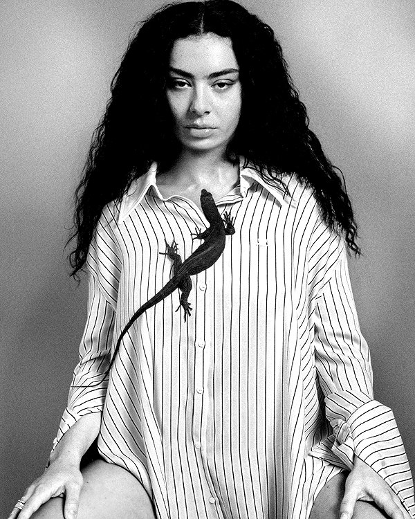 charli_xcx instagram image archive image