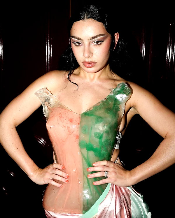 charli_xcx instagram image archive image