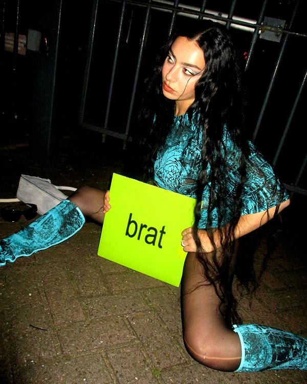 charli_xcx instagram image archive image