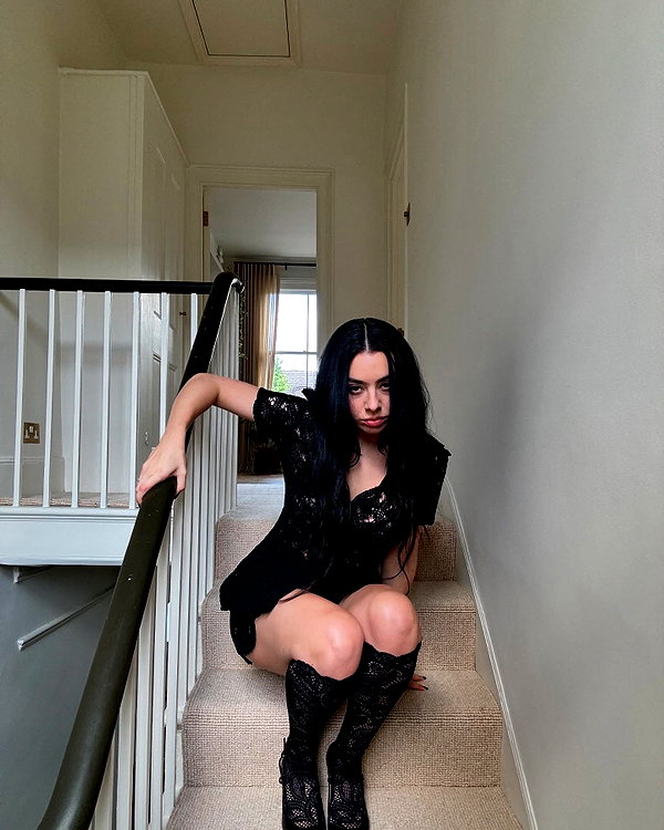 charli_xcx instagram image archive image