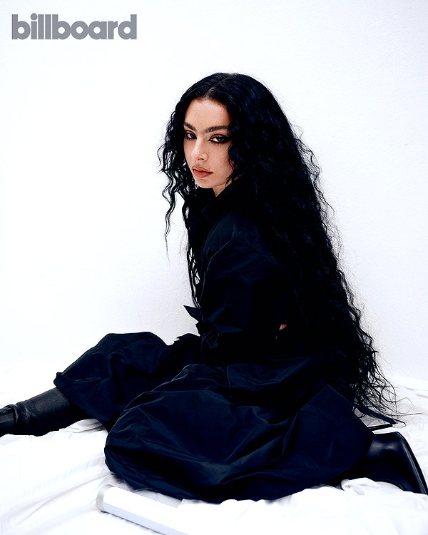 charli_xcx instagram image archive image