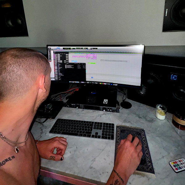 charli_xcx instagram image archive image