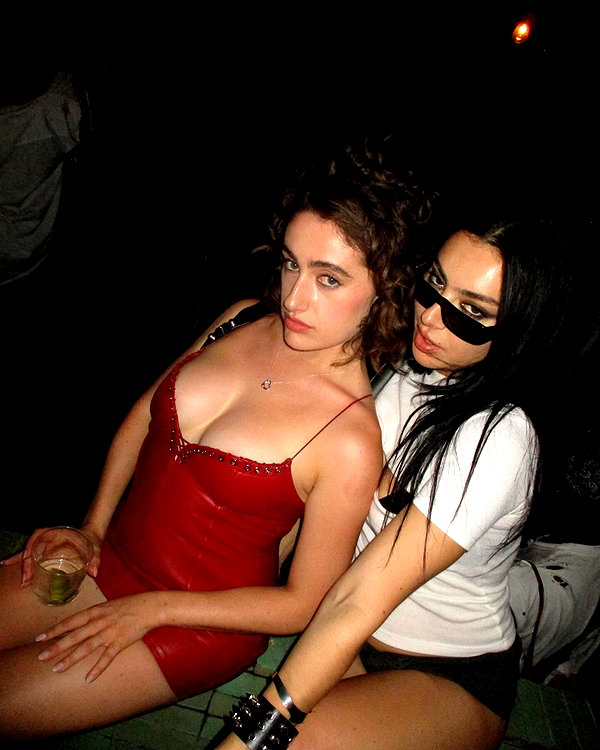 charli_xcx instagram image archive image