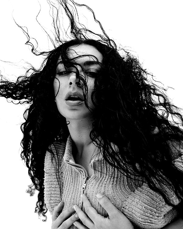 charli_xcx instagram image archive image