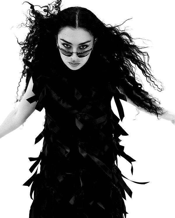 charli_xcx instagram image archive image