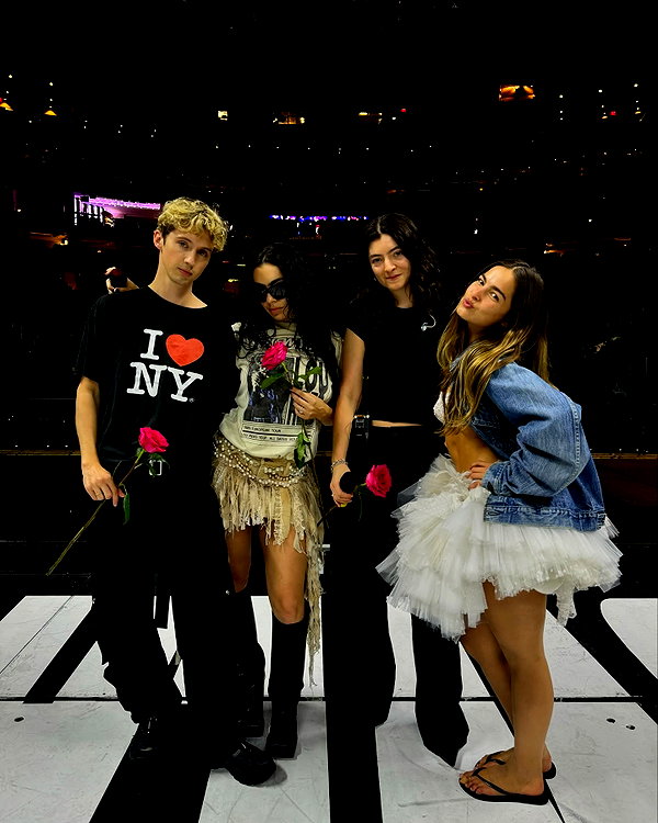 charli_xcx instagram image archive image