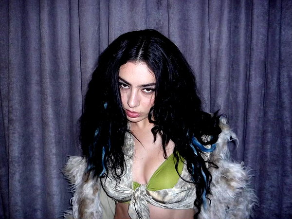 charli_xcx instagram image archive image