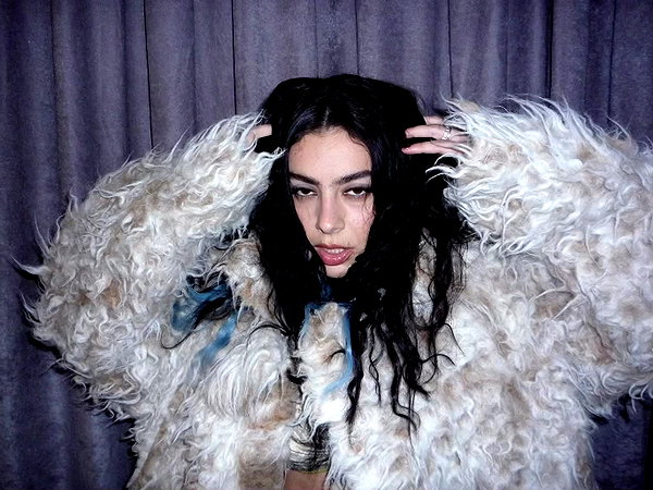 charli_xcx instagram image archive image
