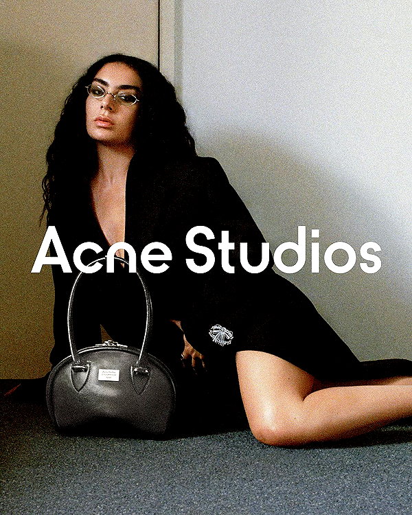 charli_xcx instagram image archive image