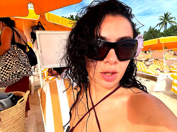 charli_xcx instagram image archive image