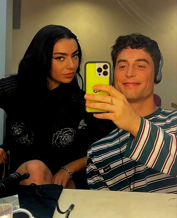 charli_xcx instagram image archive image