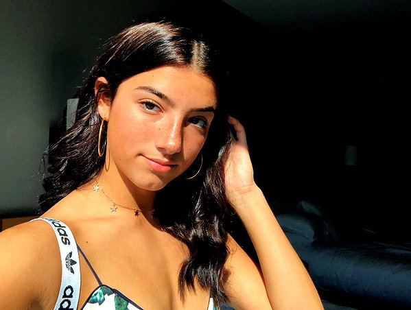 charlidamelio instagram image archive image