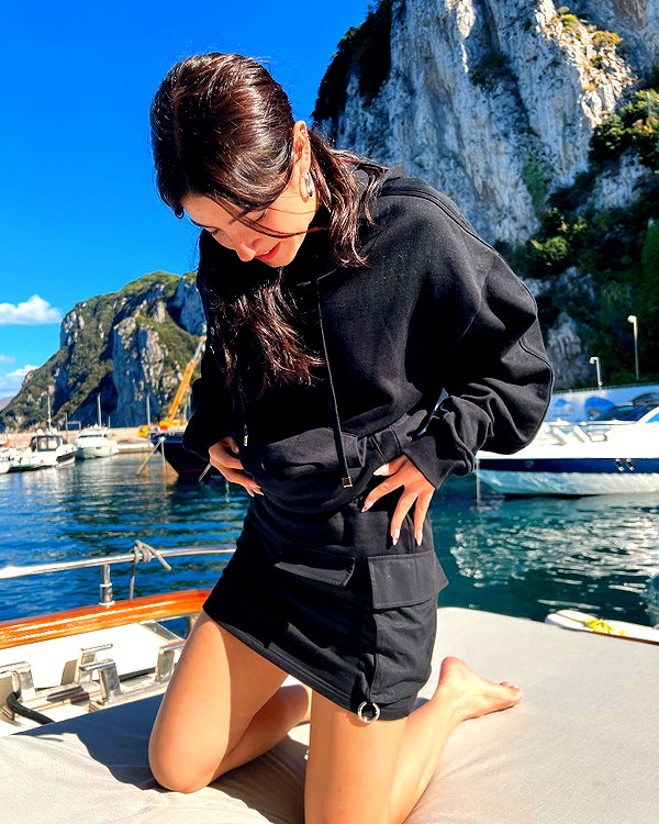 charlidamelio instagram image archive image