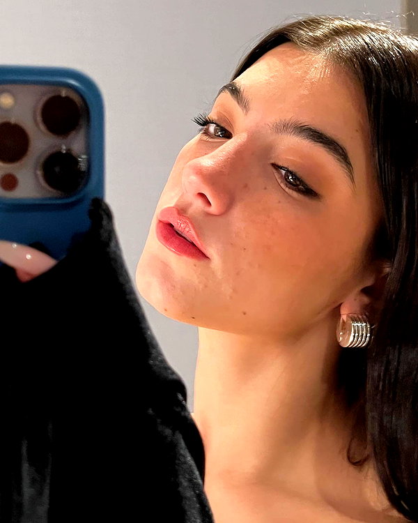 charlidamelio instagram image archive image