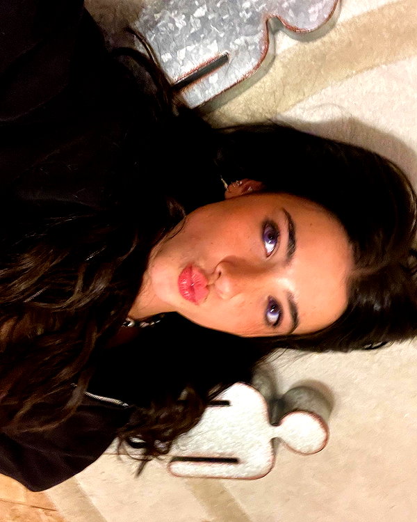 charlidamelio instagram image archive image