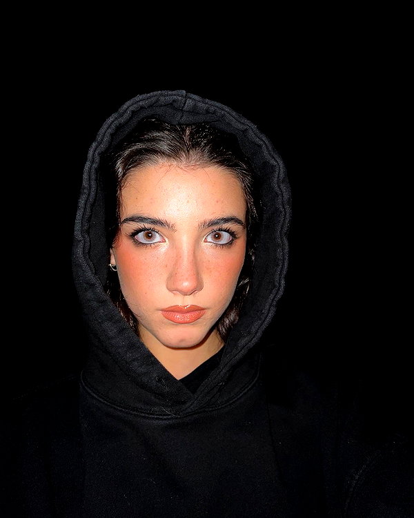 charlidamelio instagram image archive image
