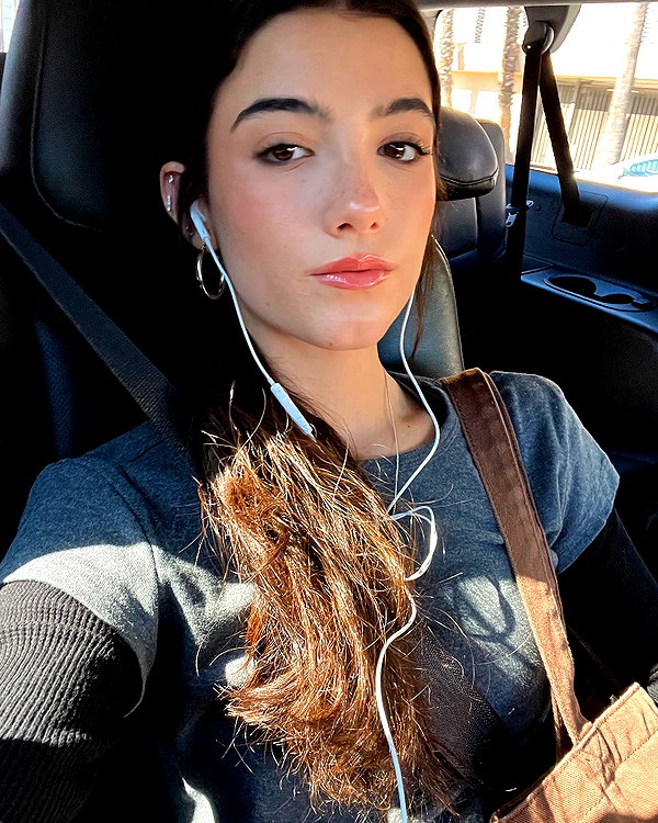 charlidamelio instagram image archive image