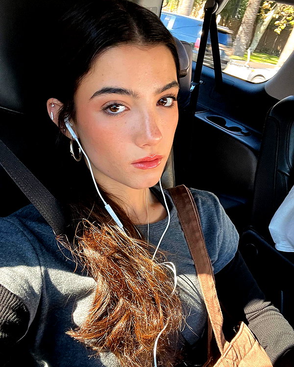 charlidamelio instagram image archive image