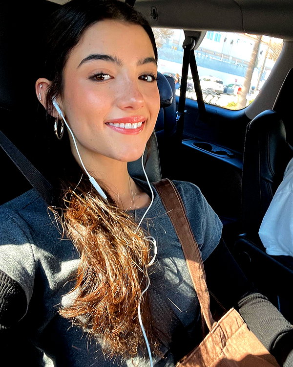 charlidamelio instagram image archive image