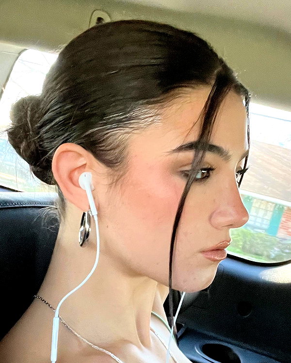 charlidamelio instagram image archive image