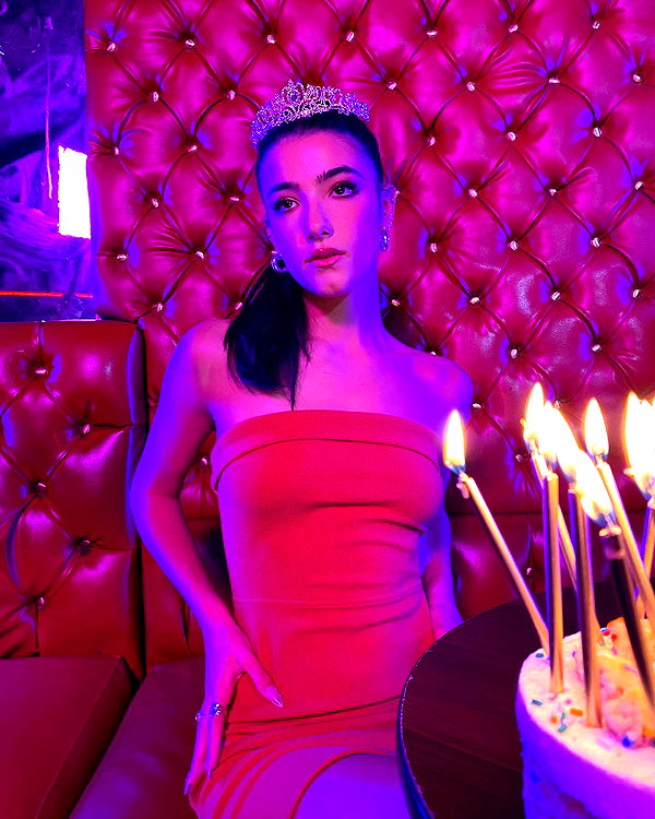 charlidamelio instagram image archive image