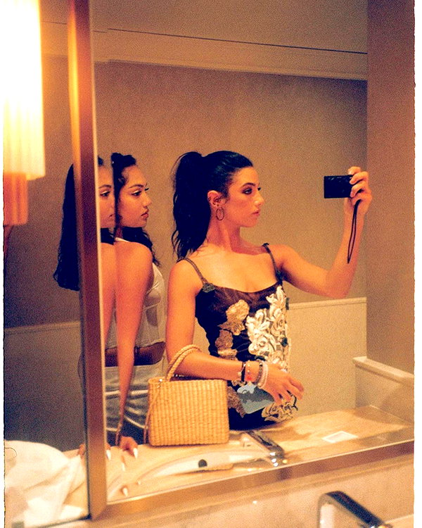 charlidamelio instagram image archive image