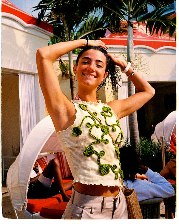 charlidamelio instagram image archive image