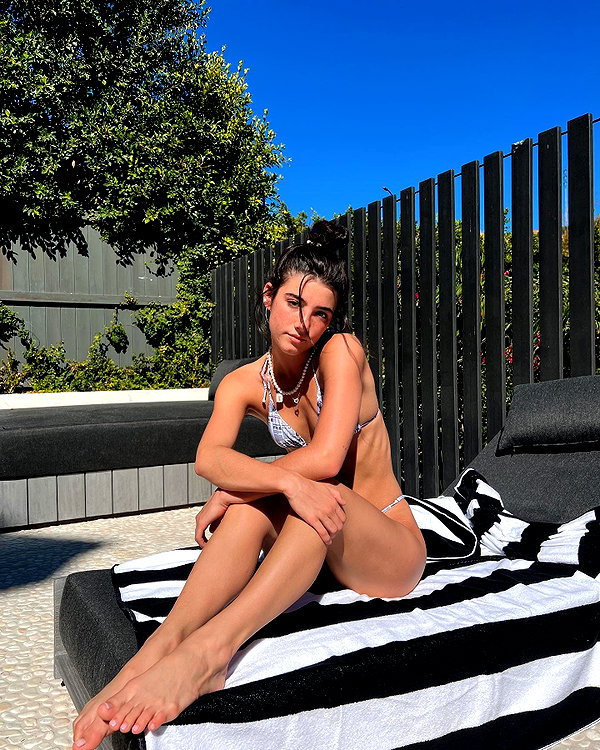 charlidamelio instagram image archive image