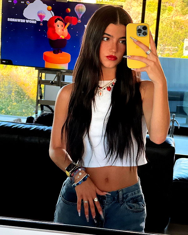 charlidamelio instagram image archive image