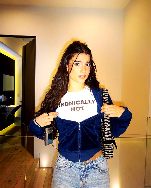 charlidamelio instagram image archive image